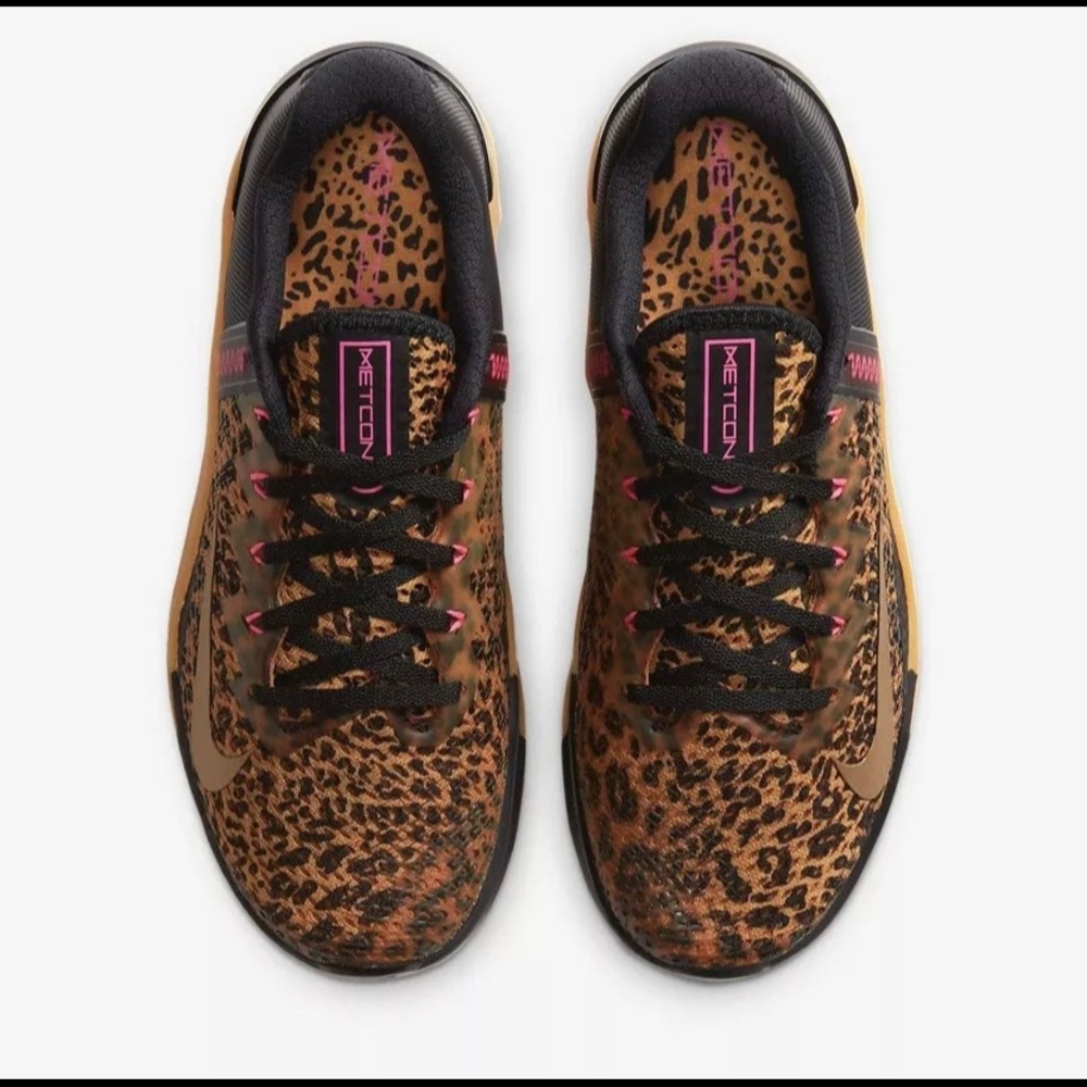 Women’s Nike Metcon shoe size 10 - Picture 3 of 8